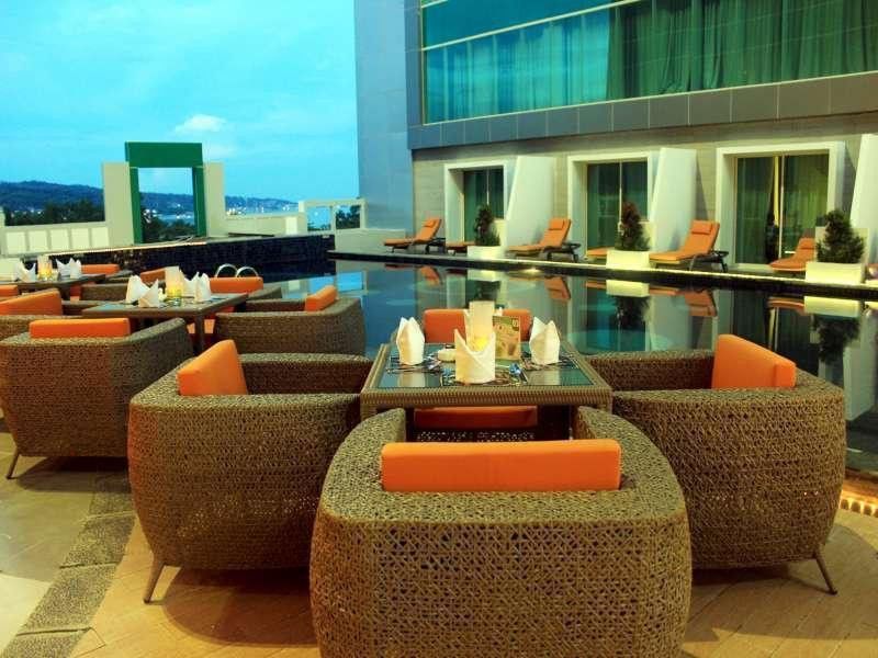 Claro Hotel Kendari Exterior photo